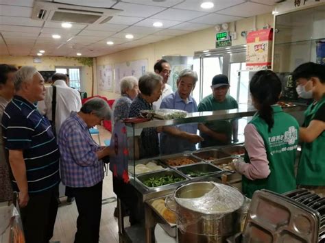 北京餐饮堂食恢复 客流量缓慢回升_凤凰网视频_凤凰网