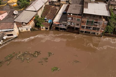 飓风肆虐巴西南部，引发洪灾已致13人死亡_World湃_澎湃新闻-The Paper
