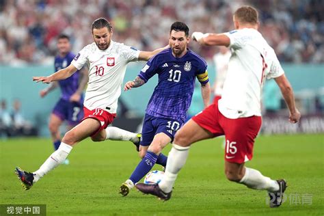 360体育-世界杯-阿根廷2-0波兰小组第一出线 麦卡利斯特破门梅西失点