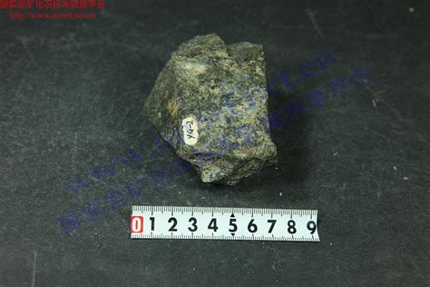 角闪石岩_Amphibole_国家岩矿化石标本资源共享平台