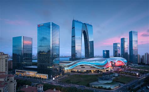 苏州中心商场喜迎五周年 计客流量约2.4亿人次——上海热线消费频道