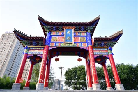 渭南老街以明清民居中国传统建筑风格为精髓，蕴含丰富的陕西文化
