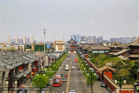 山西省大同市城墙风光，护城河城墙延时视频素材_ID:VCG2219031489-VCG.COM