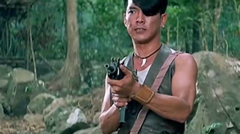 急先锋独家纪录片：杨洋坦言向往军人角色拒绝替身，成龙夸他成长迅速！