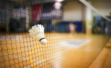 打羽毛球健身常见的五大注意事项_球类运动_健身_99健康网