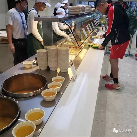 武汉热干面 豆皮入驻军运村运动员餐厅 600多道菜品供选择_美食_长沙社区通