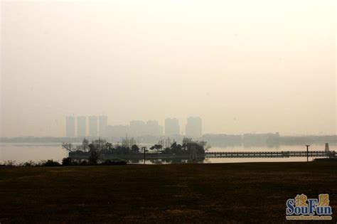 雾霾下的龙湖湾 有一种海市蜃楼的感觉（图）-维维·龙湖湾业主论坛- 徐州房天下