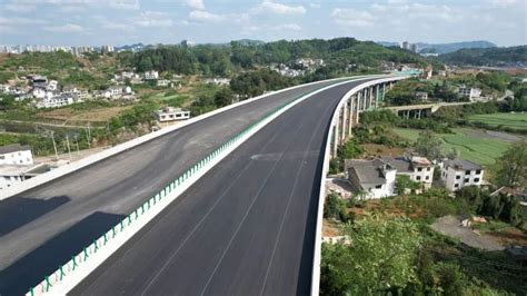 贵金高速公路项目建设提速 预计2022年底实现通车_标段_施工人员_地方