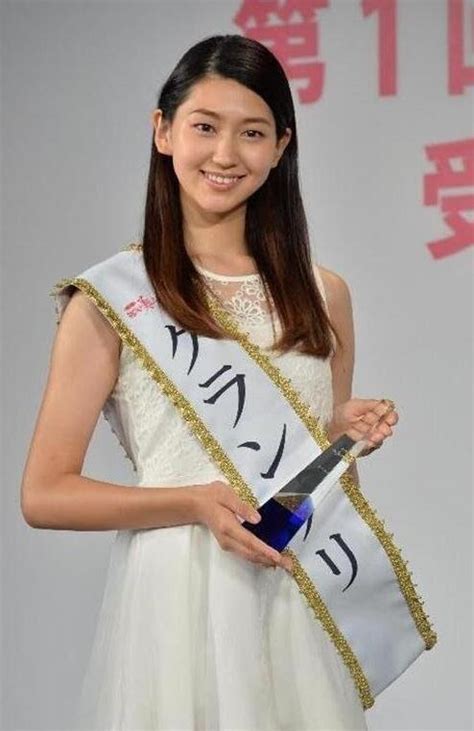 日本“最美20岁女生”出炉 满足美貌知性仪态6大标准