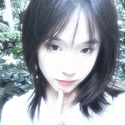 女生超温柔斜纹头像