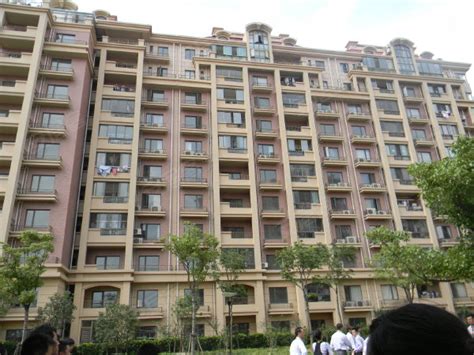 保利金爵公寓,创新西路300弄-上海保利金爵公寓二手房、租房-上海安居客