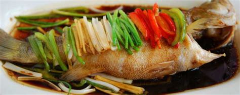 6种经典传统的清蒸鲈鱼做法