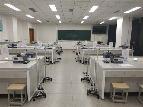 大学物理实验实验教学中心-电子工程学院（微电子学院）