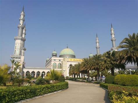 云南也有一座清真寺，号称亚洲面积最大，富丽堂皇国内也很少见_沙甸_建筑_个旧