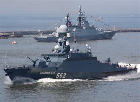 伤元气了？失去了“莫斯科”号的俄黑海舰队，还能否制霸黑海？_凤凰网