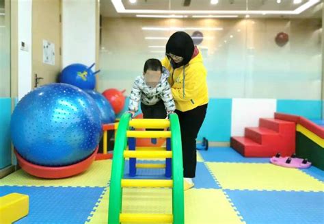 重庆语言康复科普-孩子说话不清晰，语言矫正训练方法-重庆博爱儿童康复中心