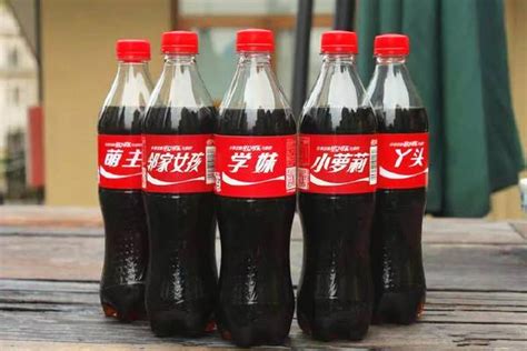 24个昵称撬动13亿中国人市场，可口可乐如何做的？ | 食装-短视频-FoodTalks全球食品资讯