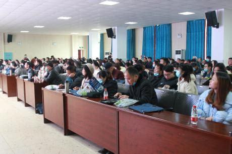 岳阳市第22届青少年科技辅导老师培训班成功举办