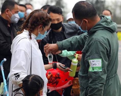 中国红十字会总会向北京疫情防控重点区域调拨防疫物资