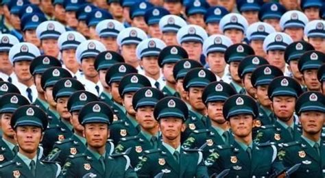 退役军人事务部：去年落实安置40多万退役士兵，积极倡导网上信访|界面新闻 · 中国
