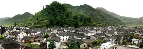 藏在贵州月亮山深处的神秘村庄，因为交通不便未被现代文明同化