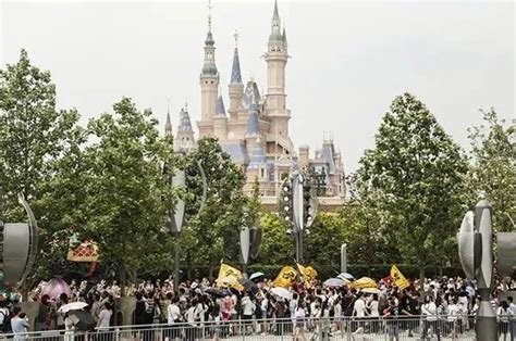 上海迪士尼宣布！全线门票，涨价→_澎湃号·媒体_澎湃新闻-The Paper