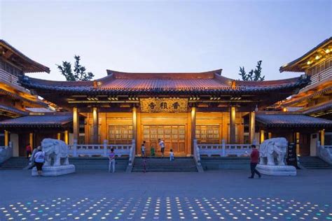 杭州香积寺古建筑夜景照明设计：光芒万丈佛光普照的视觉效果！|内容|香积寺|灯光_新浪新闻