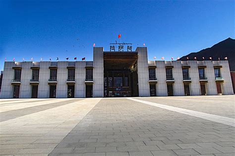 图文：青藏铁路终点站拉萨火车站_新闻中心_新浪网