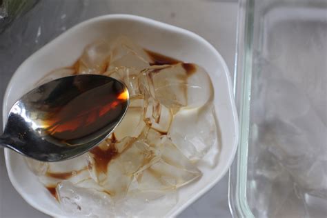 超多配料的重庆冰粉，来一碗清凉又解暑，含详细的配料制作方法_腾讯视频