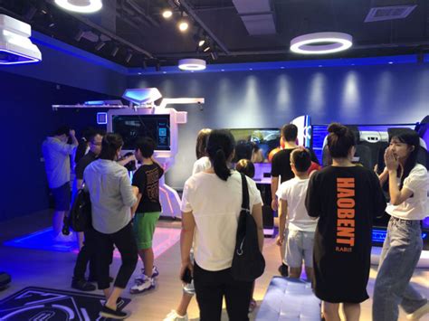 陕西-黄河电力大厦-VR坠落体验台套装 - 案例展示 - 云艺化VR