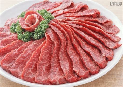 现在牛肉价格多少钱一斤?是涨是跌?2021年9月牛肉价格走势预测|内蒙古|牛肉价格|牛_新浪新闻