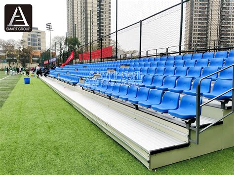 广州直销简易铝合金看台 体育场带轮移动铝结构户外观众看台座椅-阿里巴巴