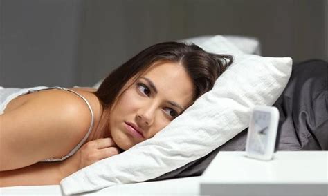 长期失眠的原因被发现,或与3个因素有关,不想失眠,请尽早改善|睡眠|桂花茶|酸枣仁_新浪新闻