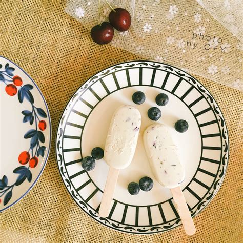 蓝莓奶油雪糕的做法_【图解】蓝莓奶油雪糕怎么做如何做好吃_蓝莓奶油雪糕家常做法大全_菜菜籽麻麻酱_豆果美食
