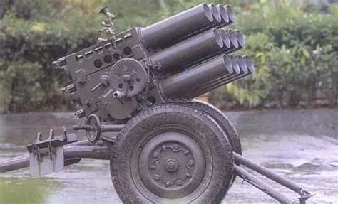 M270多管火箭炮，搭载227毫米火箭弹，火力覆盖广泛！