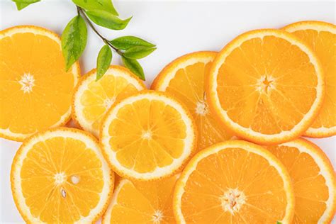 吃橙子的好处 橙子的功效_彩牛养生
