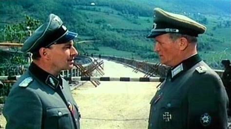 南斯拉夫二战老电影,3000游击队员遭50000德军包围，惨烈一战！