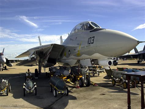 美国海军F14雄猫战斗机_军事_太平洋科技