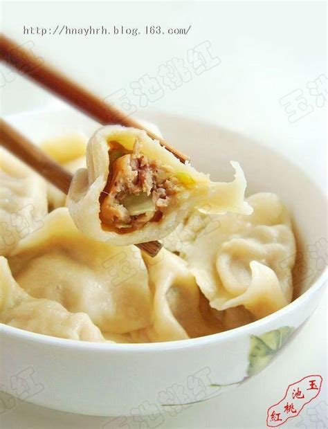 猪肉酸菜饺子摄影图__传统美食_餐饮美食_摄影图库_昵图网nipic.com
