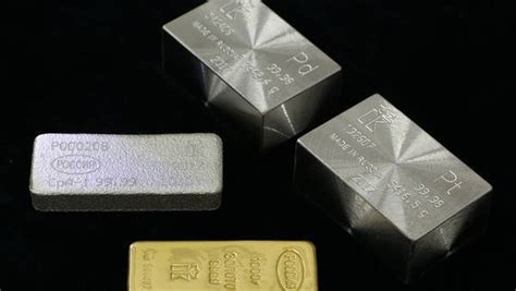 白金、黄金和铂金该怎么区分？三者有什么区别？一口气搞懂金分类-简易百科