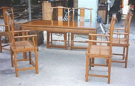 香樟木独板餐桌实木异形茶台家用小叶红心樟木简约现代原木大板桌-阿里巴巴