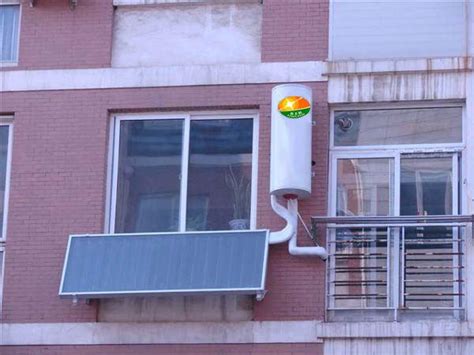 阳台壁挂式太阳能热水器(彩云系列)_常州博士新能源科技有限公司_新能源网