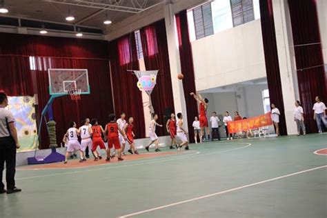 公司篮球队参加两江新区全民健身运动会职工篮球赛