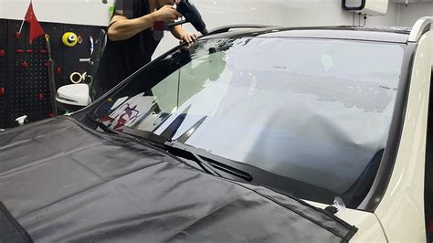 汽车玻璃贴膜的功能作用 汽车玻璃贴膜的层次结构,行业资讯-中玻网