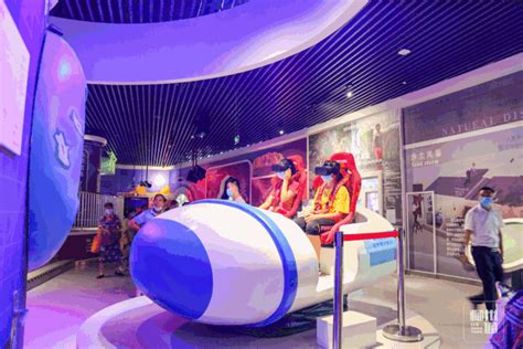 柳州科技馆建成开放，多个主题展厅共同演绎“科学梦想的翅膀”