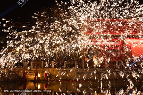 重庆南川：“火树银花”迎春节|摄影|人文/纪实|qmb1119 - 原创作品 - 站酷 (ZCOOL)