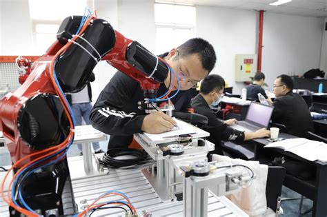 我院教师参加全国“智能制造与工业机器人技术”专业骨干教师暑期培训-济南大学自动化学院