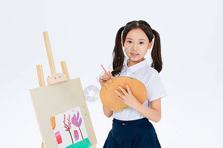 小女生学习画画高清图片下载-正版图片501013870-摄图网