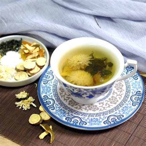 壹邦健康知识: 8种适合夏季喝的养生茶