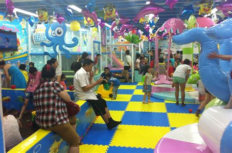 广州惊现2000㎡的大型室内儿童游乐园 | 一家大小在这里吃喝玩乐一整天都不想走！_孩子